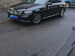 Mercedes E-Class foto 6