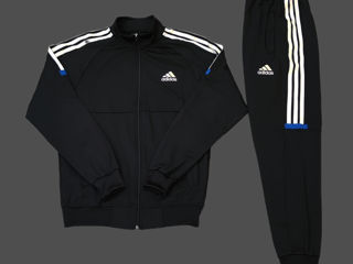 Nike Adidas The North Face foto 9