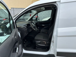 Ford Transit CONECT фото 8