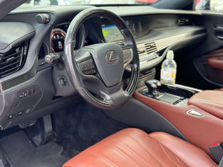 Lexus LS Series foto 7