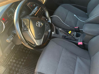 Toyota Auris foto 2