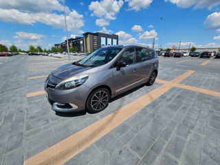 Renault Grand Scenic foto 2