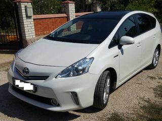 Toyota Prius + foto 9