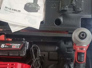 Milwaukee m18 CPLID импает(винтоверт) с 2 батареями на 5 ампер, зарядка и кейс foto 2