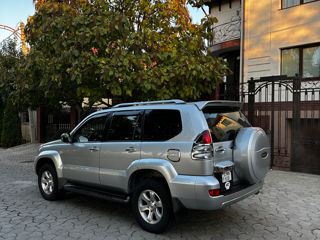 Toyota Land Cruiser Prado foto 7