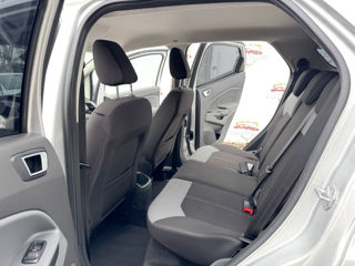 Ford EcoSport foto 17