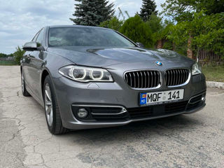 BMW 5 Series foto 3