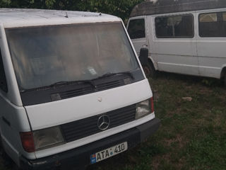 Mercedes D100 фото 3