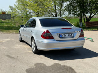 Mercedes E-Class foto 5