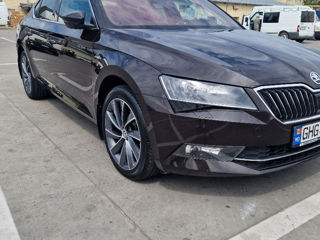 Skoda Superb foto 4