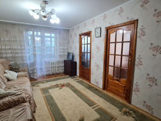 Apartament cu 3 camere, 52 m², Buiucani, Chișinău