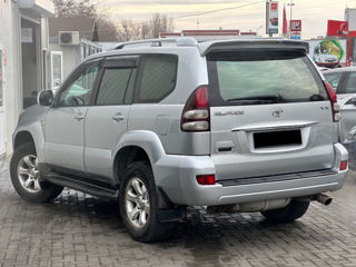 Toyota Land Cruiser Prado foto 3