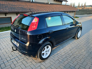 Fiat Grande Punto foto 4