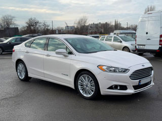 Ford Fusion foto 4