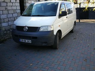 Volkswagen Transporter T5 foto 1