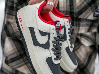 Nike Air Force 1 Low Grey/Red/Black foto 2