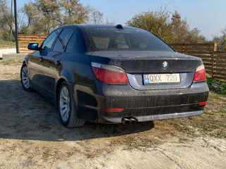 BMW 5 Series foto 2