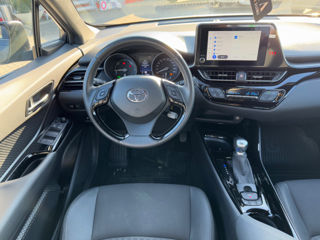 Toyota C-HR foto 11