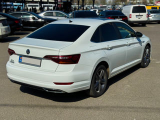 Volkswagen Jetta foto 6