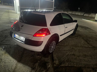 Renault Megane foto 6