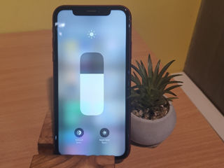 Iphone xR 64 gb 2450 lei foto 4