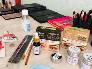Studio make-up stilizarea si vopsirea cu henna a sprincenelor foto 9