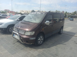 Mercedes Vito foto 2