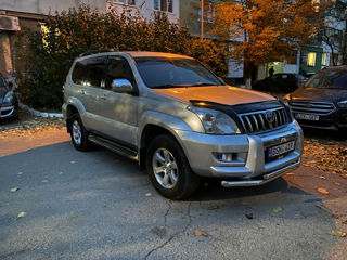 Toyota Land Cruiser Prado foto 3