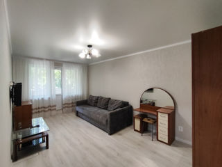 Apartament cu 2 camere, 45 m², Botanica, Chișinău foto 5