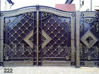 Porți, garduri,uși metalice, copertine,  balustrade, gratii,  alte confecții din fier forjat. foto 3