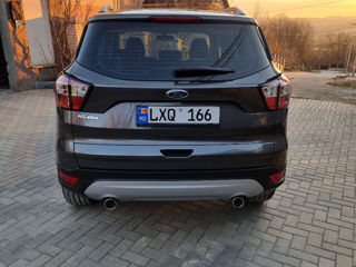 Ford Kuga foto 6