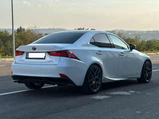 Lexus IS Series foto 2