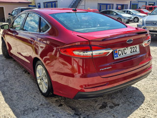 Ford Fusion foto 5