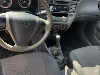 KIA Rio foto 5