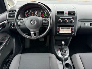 Volkswagen Touran foto 6