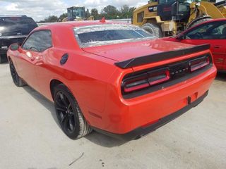 Dodge Challenger foto 3