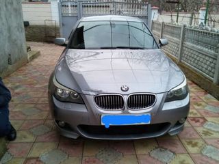 BMW 5 Series foto 1