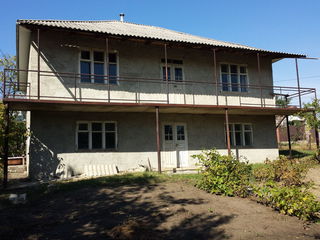Vînzare in rate fara % sau schimb- casa la 12 km de gara de sud -chisinau in localitatea Bardar!!!