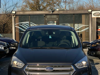 Ford Kuga foto 3