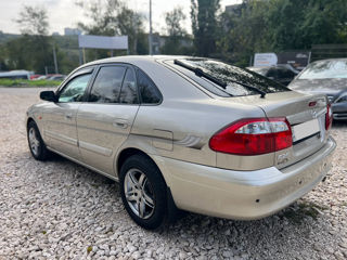 Mazda 626 foto 4