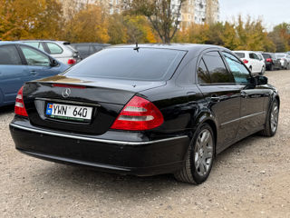 Mercedes E-Class foto 3