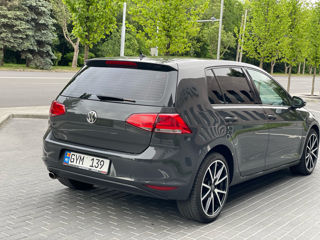 Volkswagen Golf foto 2