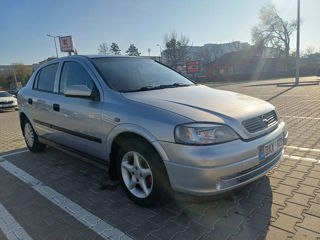 Opel Astra foto 3