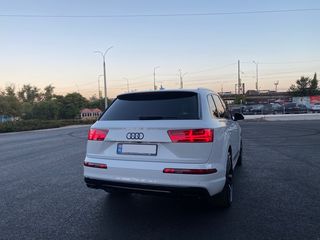 Audi Q7 foto 7