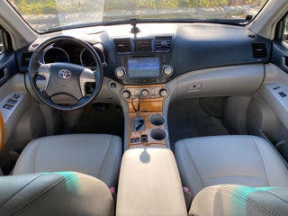 Toyota Highlander foto 5