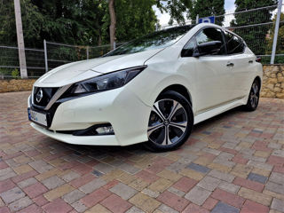 Nissan Leaf фото 1