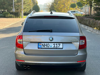 Skoda Superb foto 5