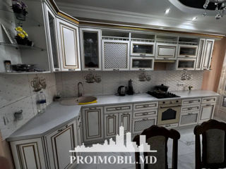 Apartament cu 2 camere, 76 m², Buiucani, Chișinău foto 3