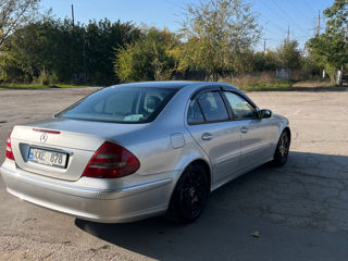 Mercedes E-Class foto 4