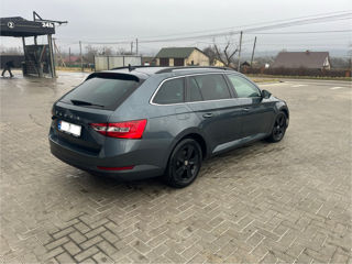 Skoda Superb foto 6